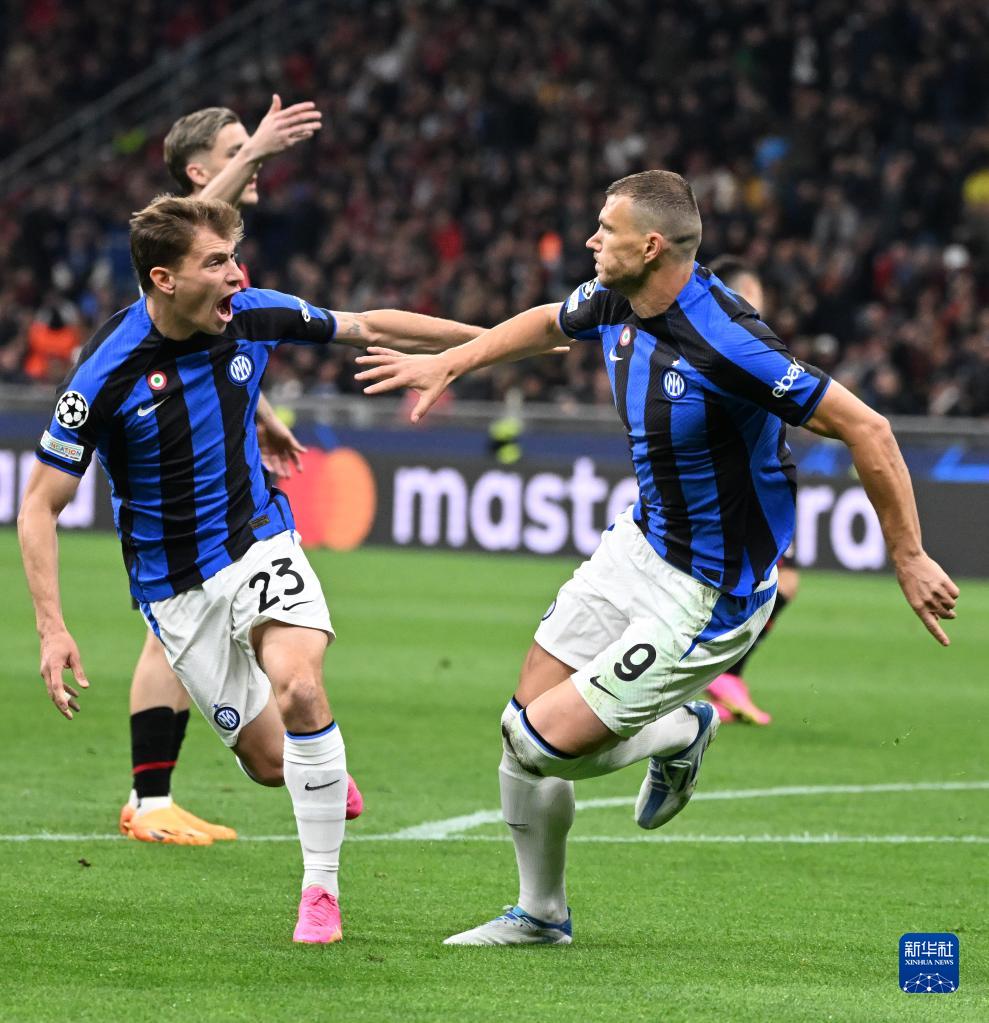 每体：巴萨对莱比锡边锋努萨感兴趣，球探负责人已到现场考察