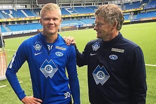 字母哥复出半场砍两双，雄鹿12记三分，半场1分领先