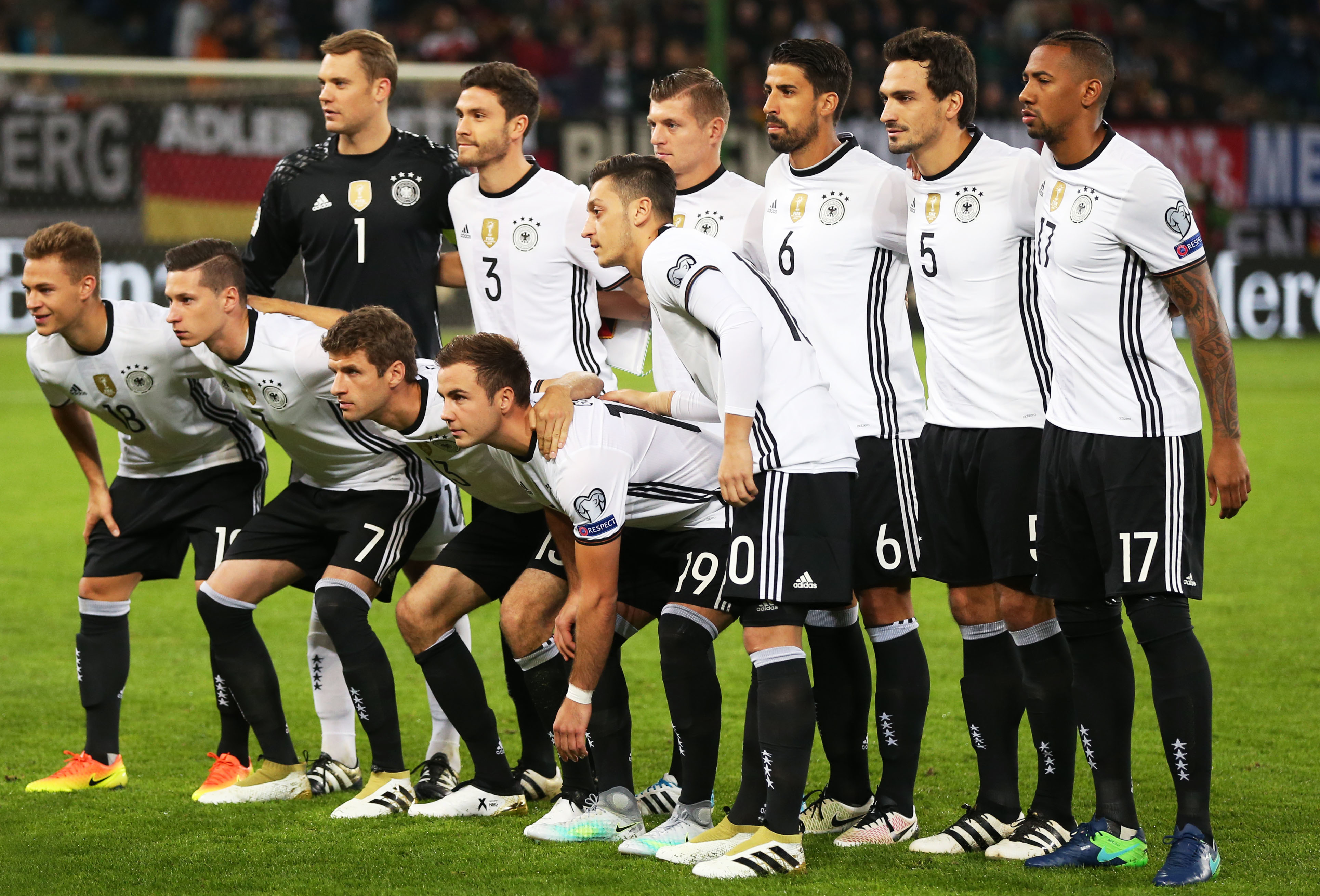 出战4场完成3场零封+两度扑点，迈尼昂当选米兰11月最佳球员