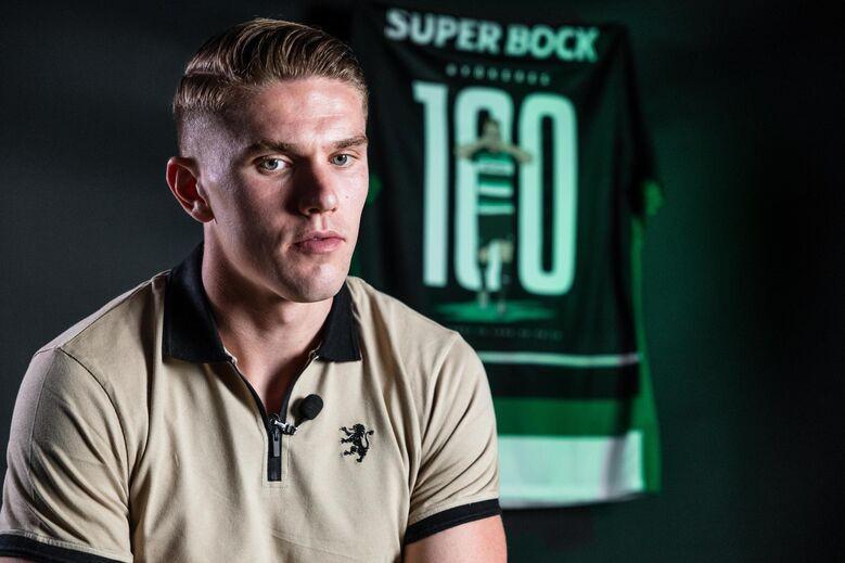 懂球译站｜在挪威小镇，一场以哈兰德为名的旅行