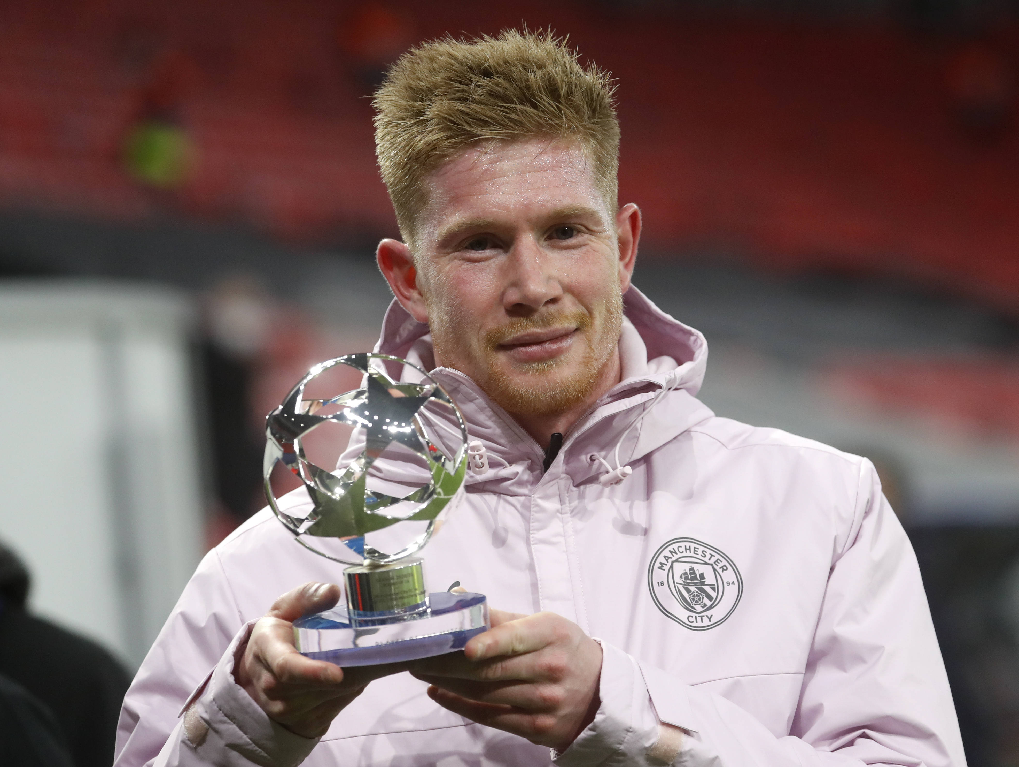 门兴0-0莱比锡，奥诺拉破门被吹，劳姆中框，门兴全场0射正