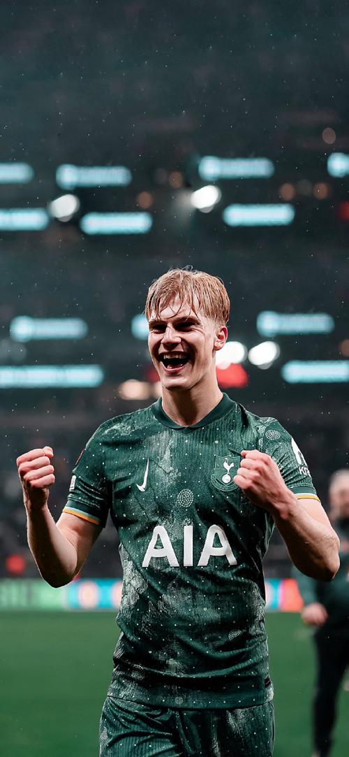 卡拉格：对阿诺德离开利物浦感到失望；祝福阿隆索在皇马成功