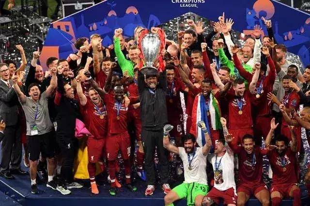 姆伯莫上赛季至今英超攻入26球，同期仅次于哈兰德、萨拉赫